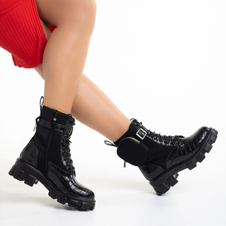 Η χιονοστιβάδα των εκπτώσεων - Εκπτώσεις Γυναικεία μπότακια μαύρα  από οικολογικό δέρμα Mirella Προσφορά