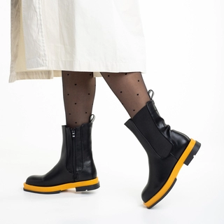 Η χιονοστιβάδα των εκπτώσεων - Εκπτώσεις Γυναικείες μπότες μαύρες με κίτρινο από οικολογικό δέρμα Verma Προσφορά