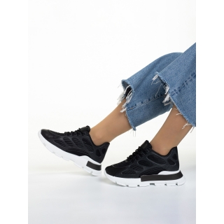 Γυναικεία αθλητικά παπούτσια  μαύρα από ύφασμα  Wera