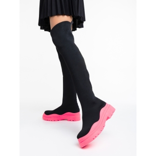 Spring Sale - Εκπτώσεις Γυναικείες μπότες μαύρο με φούξια από ύφασμα Lesya Προσφορά