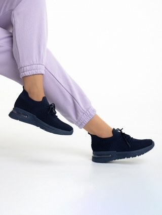 Easter Sale - Εκπτώσεις Γυναικεία αθλητικά παπούτσια μπλε από ύφασμα Miyoko Προσφορά