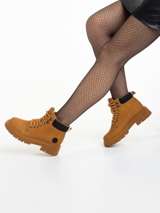 Back to School - Εκπτώσεις Γυναικεία μπότακια καμελ από οικολογικό δέρμα Remona Προσφορά